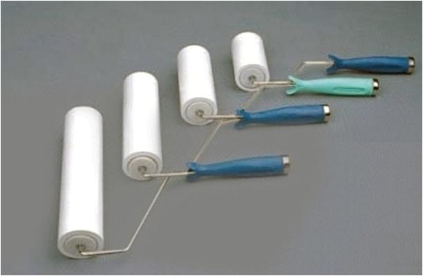 Cuộn lăn dính bụi màu trắng (tay can cả bộ)